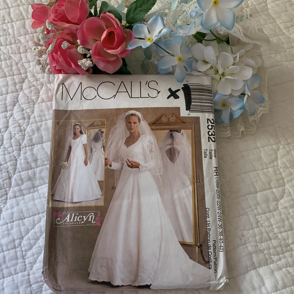 McCall’s, UNCUT 2532 Wedding Dress pattern